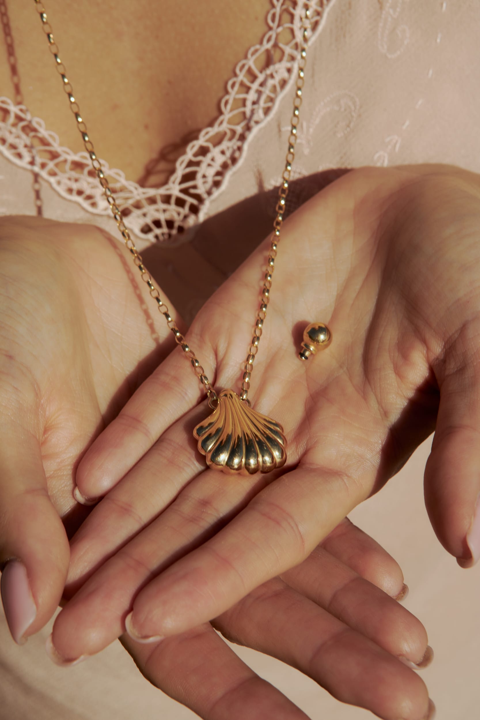 Naszyjnik Shell Bottle Gold
