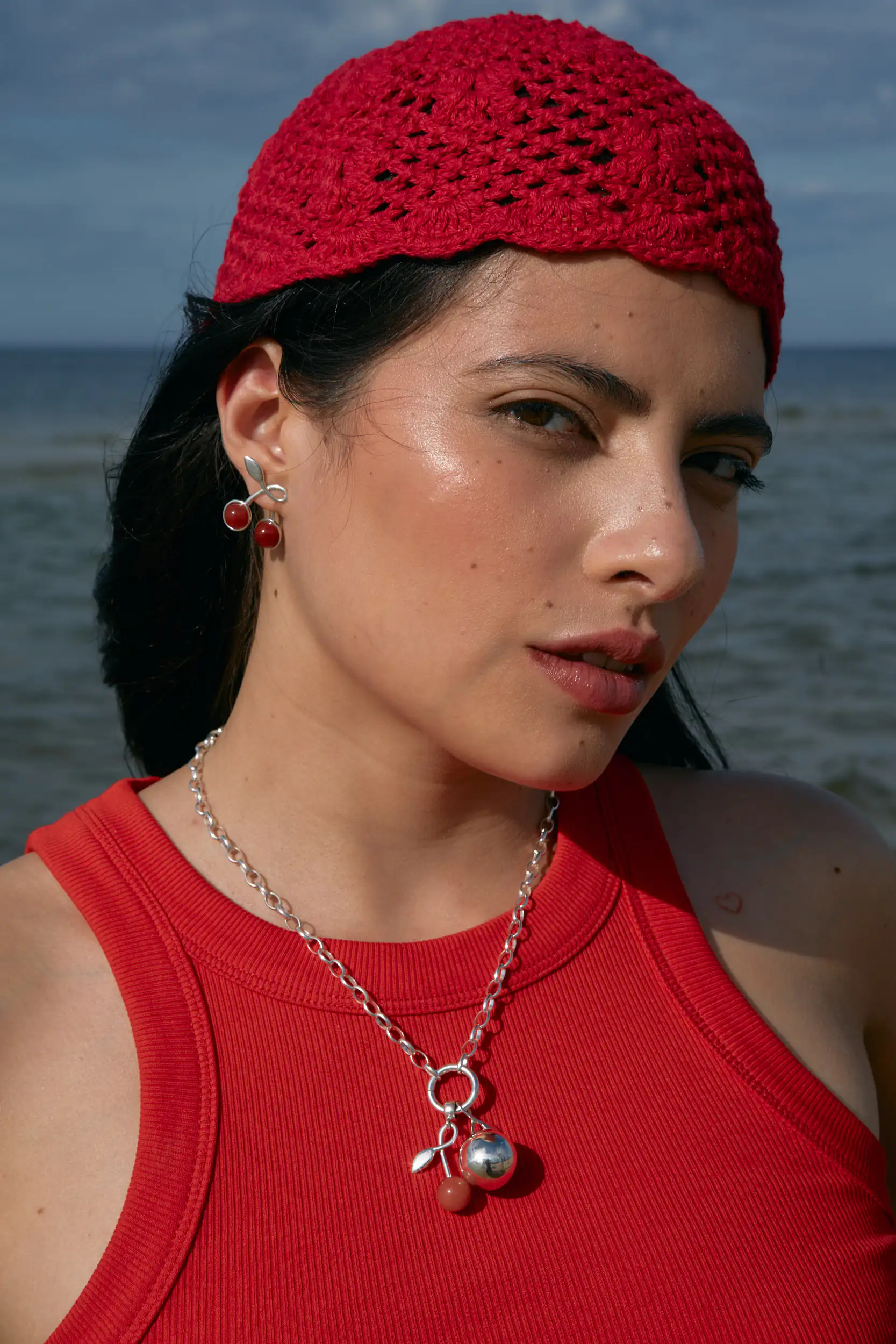 Naszyjnik Cherry Medium Silver z Kamieniem Red